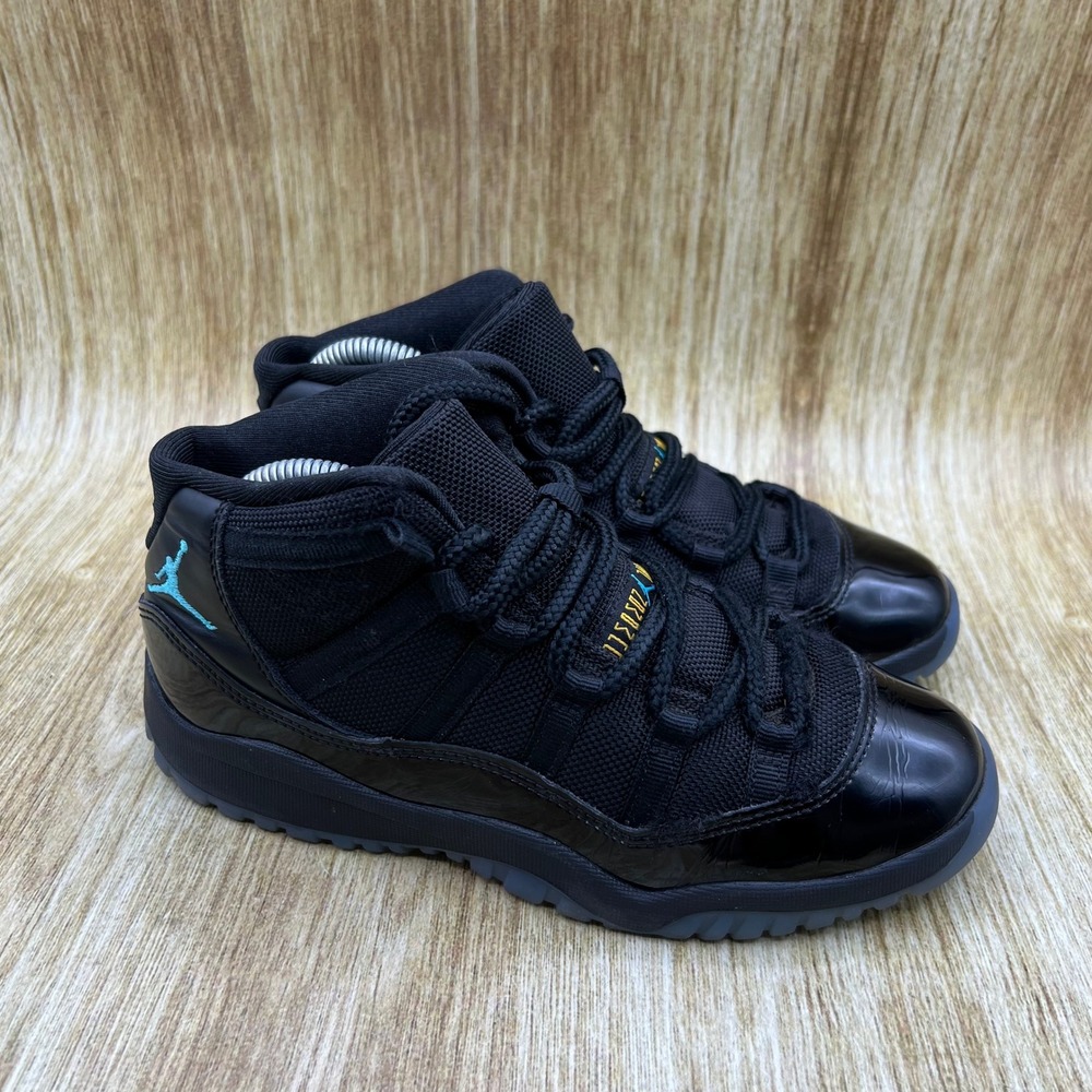 Nike Air Jordan 11 Retro Kid's Size 3Y Black Gamma Blue Sneakers 378039-047